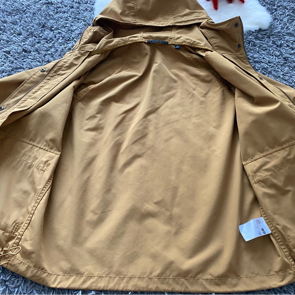 Uniqlo Hooded Parka / Windbreaker Jacket - Picture 8 of 11